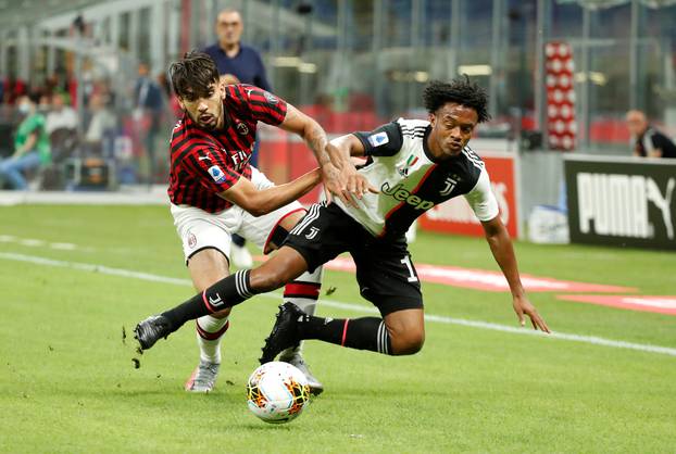 Serie A - AC Milan v Juventus