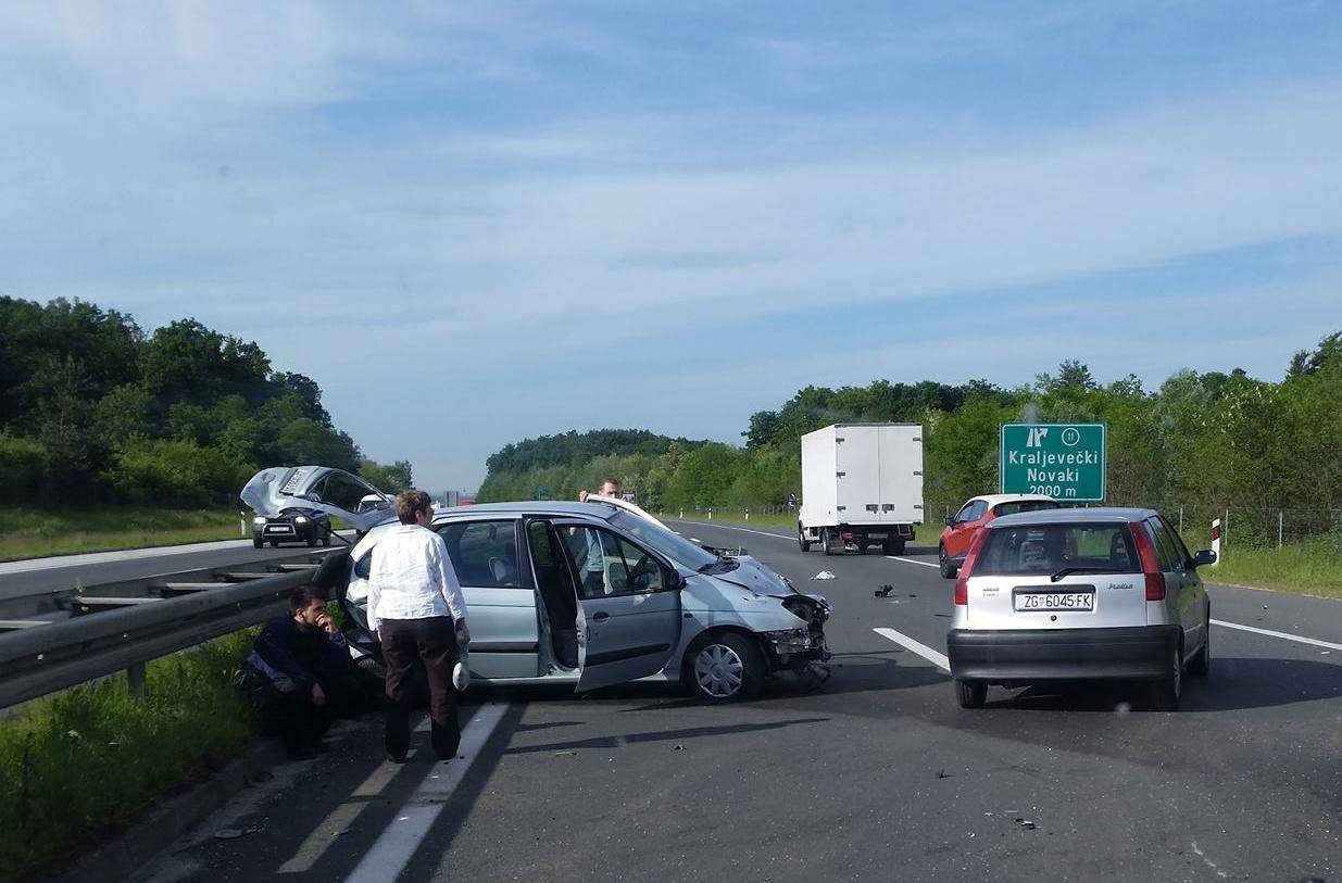 Sudar četiri automobila na A4: Još se ne zna ima li ozlijeđenih