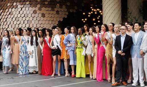 Sudac Miss Universea podnio ostavku: Tvrdi da je Top 30 misica unaprijed odabrano