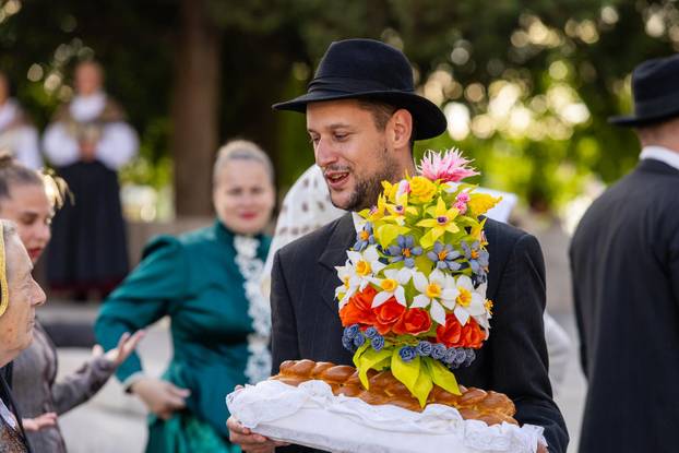 Više od 400 izvođača iz Slovenije nastupat će na Festivalu Slovenija u Puli