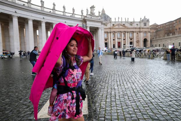 Pope Francis lies in state in St. Peter's Basilica at the Vatican