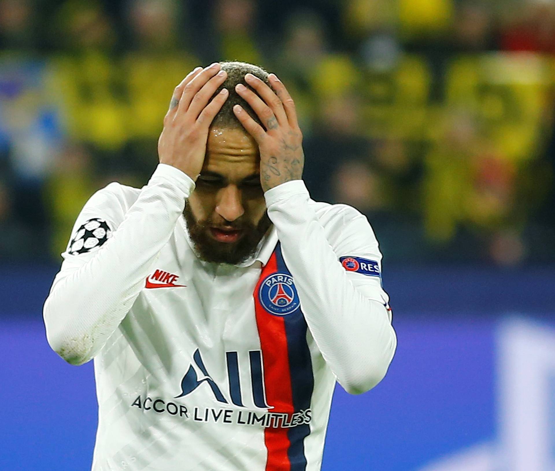 Champions League - Round of 16 First Leg - Borussia Dortmund v Paris St Germain