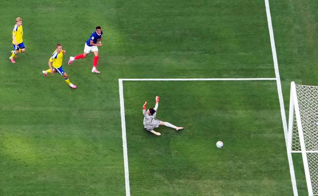 FIFA World Cup 2026 - Round of 32 - France v Sweden