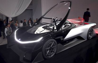 Faraday Future napokon otkrio svoj opaki električni automobil