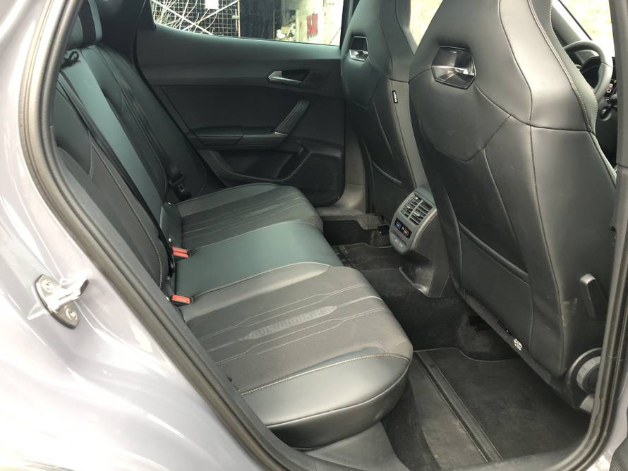 Izgleda spektakularno, lovi poglede i ubrzava 'kao raketa'