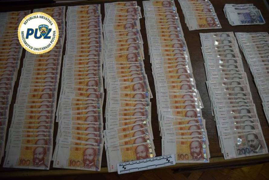 Rumunji poharali Hrvatsku: Iz bankomata uzeli 1,52 mil. kuna