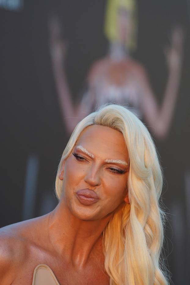 Beograd: Jelena Karleu&scaron;a organizirala promociju albuma "Alfa" i "Omega"