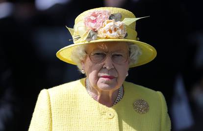 Objavljene do sada neviđene fotografije preminule kraljice