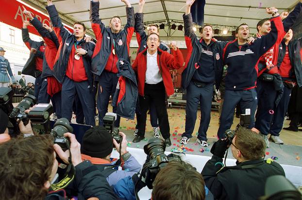 ARHIVA - Zagreb: Doček svjetskih rukometnih prvaka, 03.02.2003.