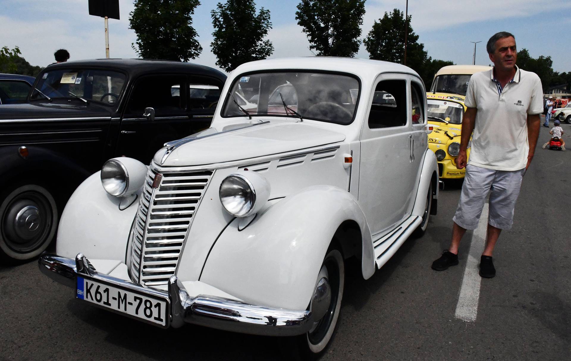 Šesti Međunarodni oldtimer susret u Slavonskom Brodu