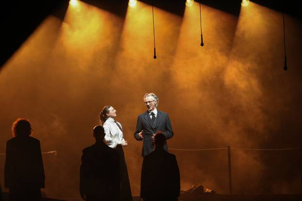 Zagreb: Sve&ccaron;ana premijera predstave "Zastave"