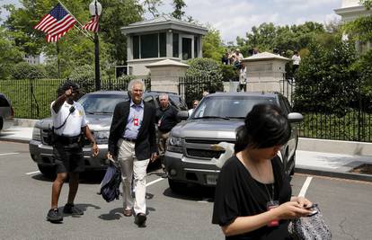 Evakuirali Bijelu kuću, ali ne i Obamu: Lažna dojava o bombi