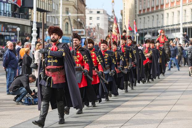 Obilježavanje Dana kravate u Hrvatskoj na Trgu bana Josipa Jela?i?a