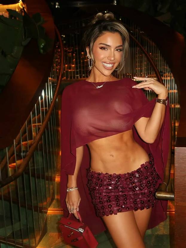 FOTO Tijelo joj je čista poezija! Lauren je najbolja motivacijska influencerica 2025. godine