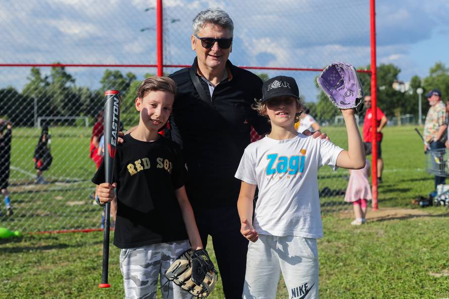 Zagreb: U Sloboštini otvoren prvi teren za mini bejzbol u Hrvatskoj