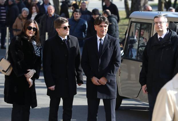 Zagreb: Odavanje počasti Miroslavu Ćiri Blaževiću na Mirogoju