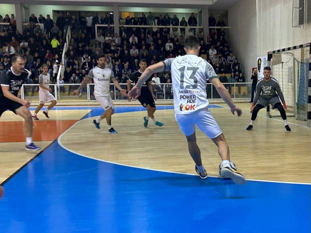 FOTO Livaja, Bradarić, Strinić i društvo oduševili umijećem u malom nogometu. Pogledajte