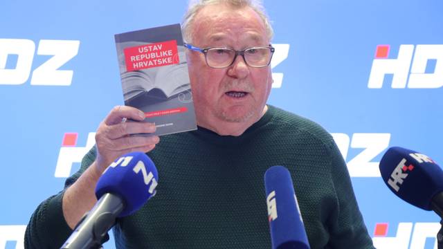 Šeks: 'Milanović poziva na kaos i anarhiju te neposluh Ustavu'