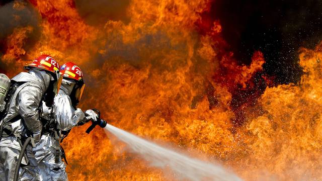 Ukupno 19  šumskih požara je izbilo u Tuskoj ovaj vikend