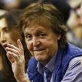 Paul McCartney neumoran i u osamdesetoj, uskoro će svirati, a do kraja godine postaje lord