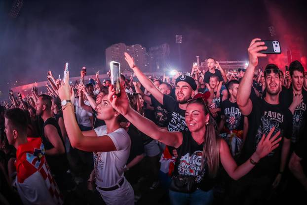 Šibenik: Koncert Marka Perkovića Thomsona na Šibenskom Šubićevcu