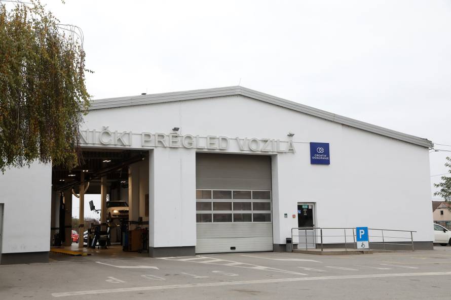 Vojnika iz Petrinje prignječio je kamion, kritično je: 'Molimo se Bogu da se naš Darko izvuče...'