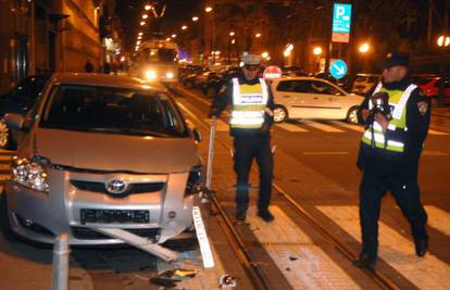 Zagreb: Sudarili se autobus i dva auta, nitko nije ozlijeđen