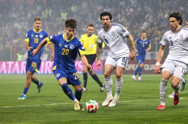 FIFA World Cup - UEFA Qualifiers - Finals - Bosnia and Herzegovina v Italy