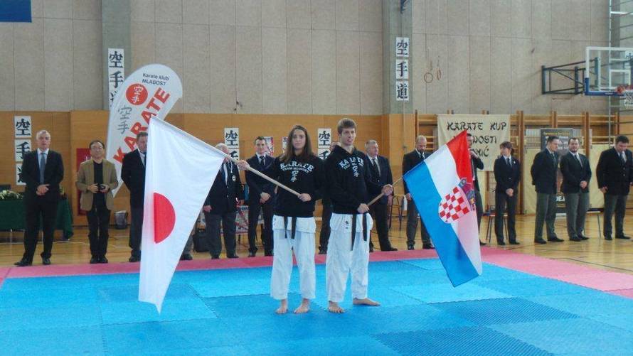 Veleposlanik Japana: Njegova ekselencija otvorila je Kup...