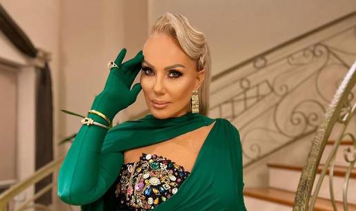 Pogledajte kako Lepa Brena (65) izgleda bez &scaron;minke i filtera