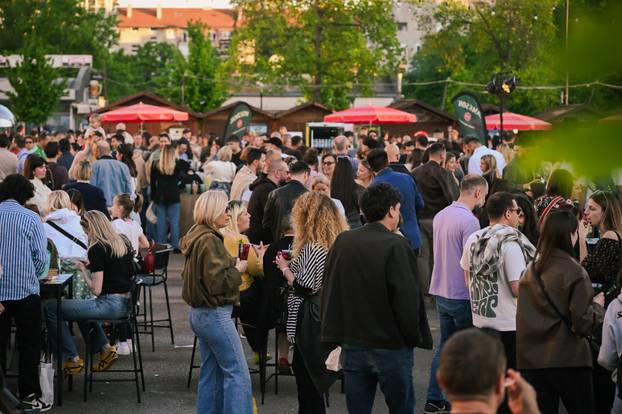 Zagreb: Otvoren je PLACe Market na Kvatriću