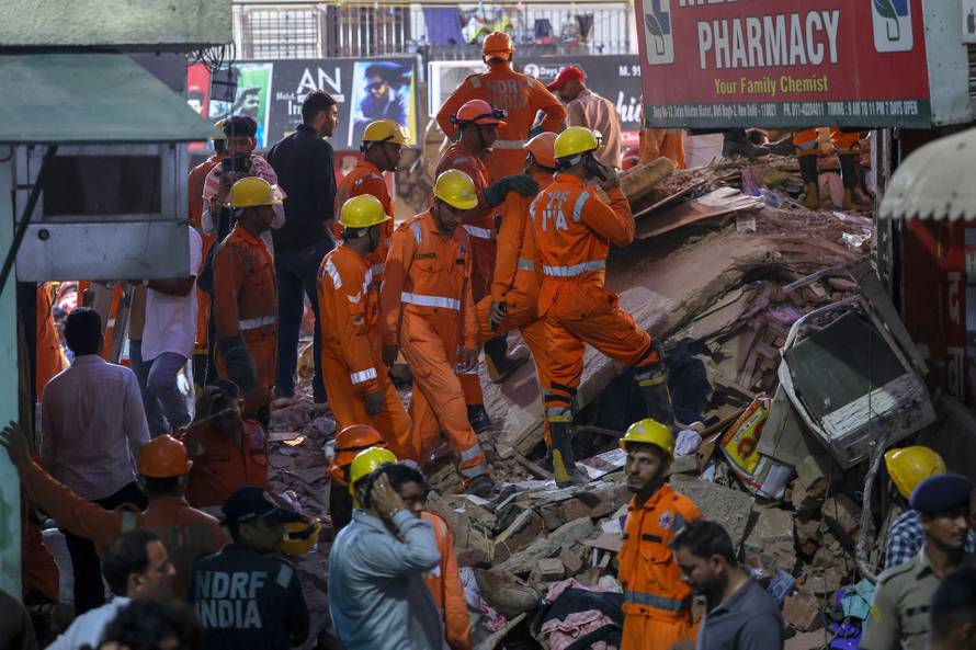 Building collapse in New Delhi