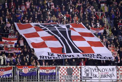 Zagreb: Navijači na susretu Hrvatske i Armenije u kvalifikacijama za Europsko prvenstvo