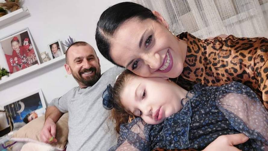 Reanimirali su je 20 minuta na porodu i dali tri posto šanse za život: 'Mia slavi 9. rođendan!'