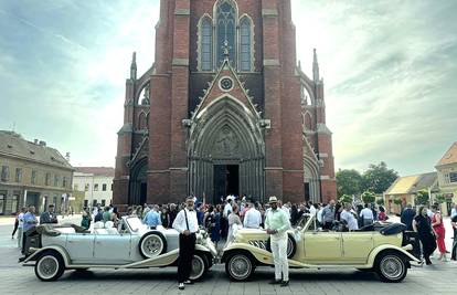 Vjenčanja u retro stilu u Brodu: Koga ja vozim, taj se ne rastaje. U limuzini je i sprej za komarce