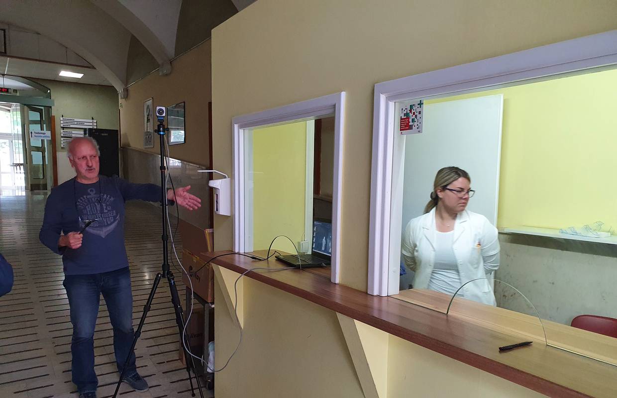 Porečka 'Plava laguna' donirala pulskoj bolnici vrijedne kamere