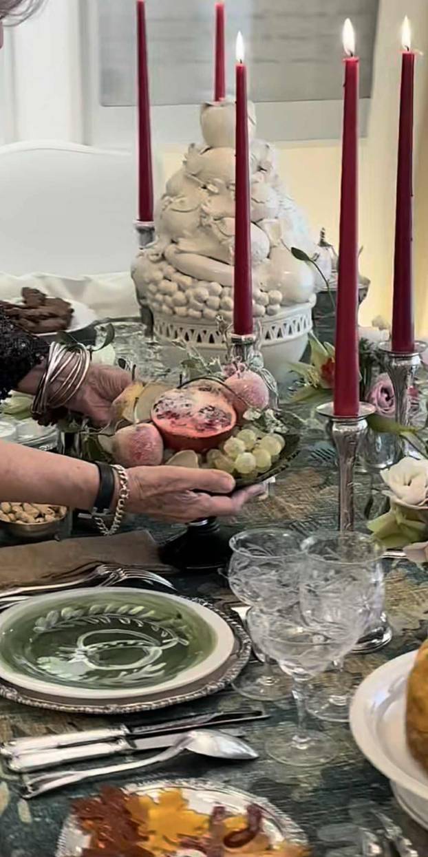 FOTO Šekoranjina blagdanska čarolija: Tihi dekor u izlozima i hotelima je pravi spektakl