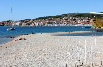 FOTO Stigla jesen, a plaže u Dalmaciji skroz puste i prazne