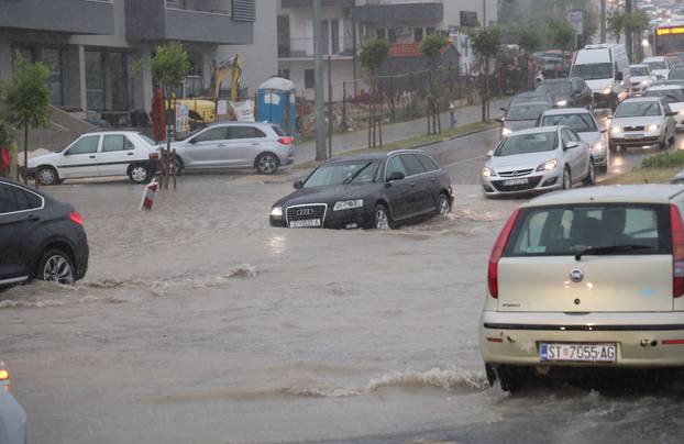 Split: Prometni kolaps zbog kiše