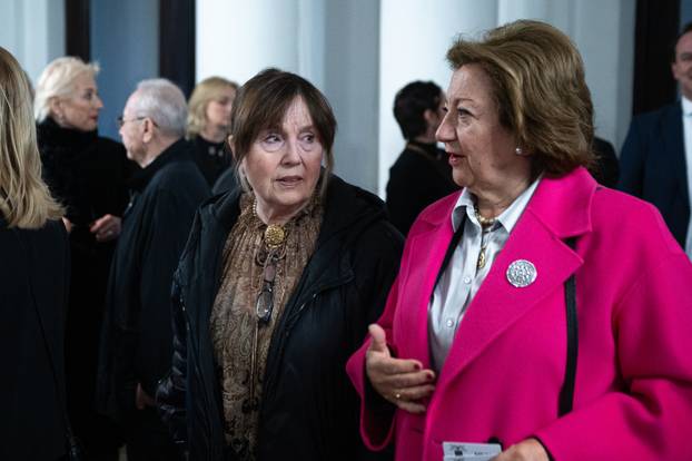 Zagreb: Dolazak poznatih na premijeru baleta Trnoružica