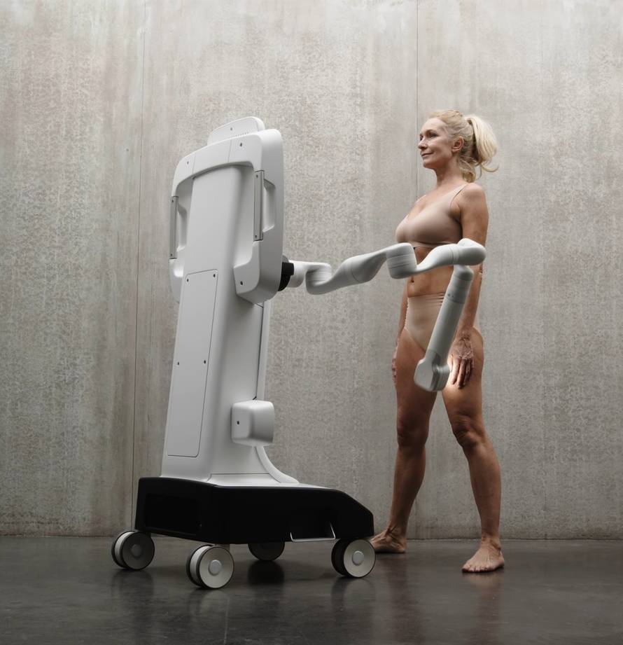 AI robot scans full body for signs oif skin cancer
