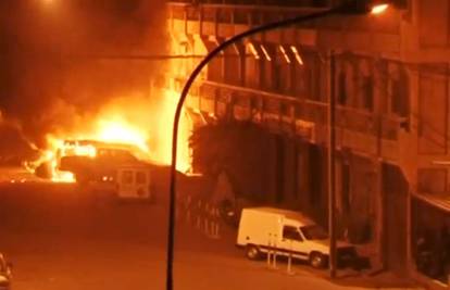 Napadi na hotele: Evakuirano 126 ljudi, ubijeno najmanje 22 