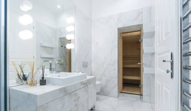 Prodaje se dvoetažni penthouse usred Zagreba s pogledom na HNK, terasa je kao manji stan...