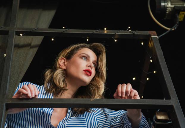 FOTO Ovo još niste vidjeli! Evo kako su naši slavni pozirali