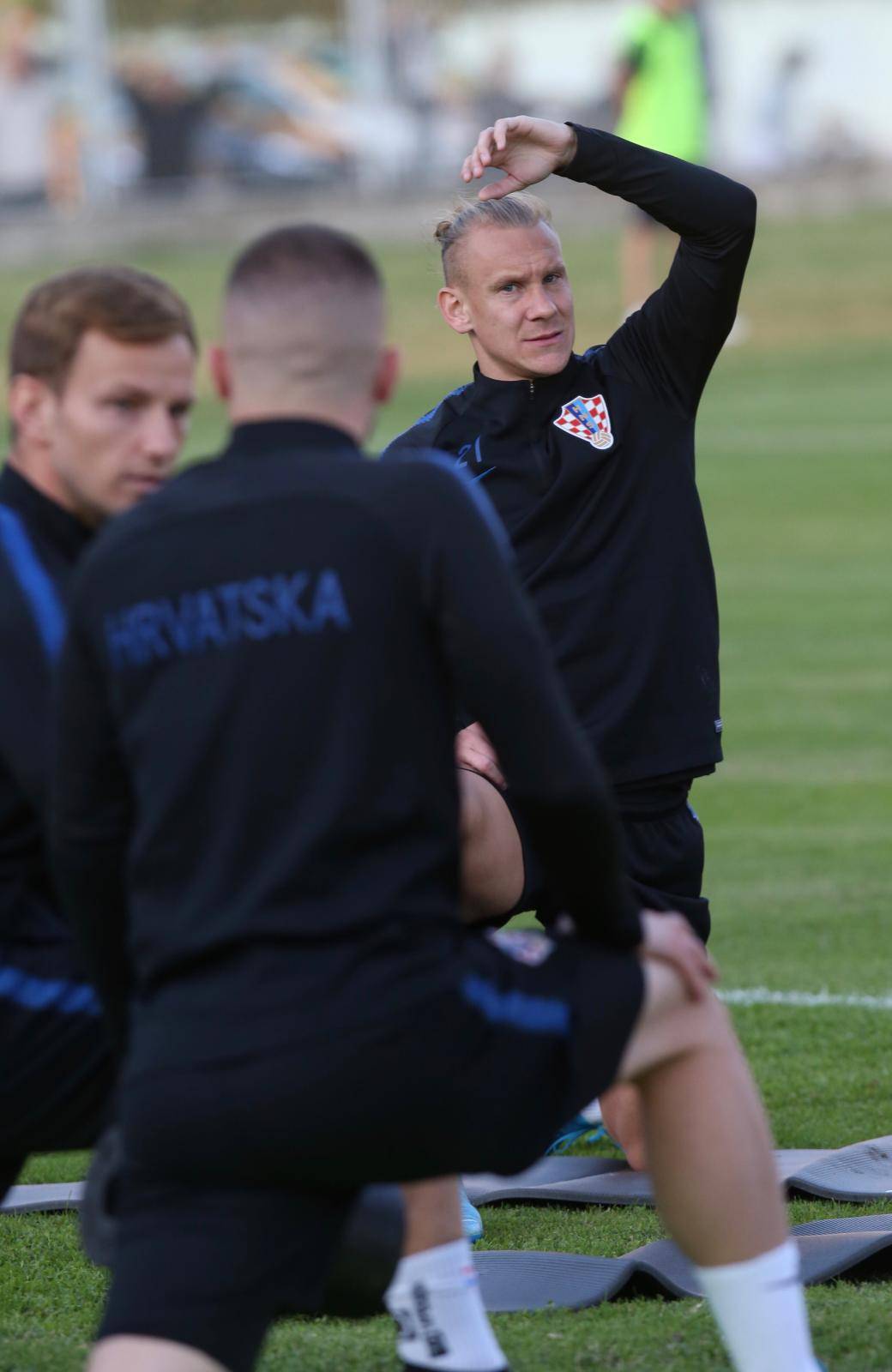 Broz dobio sina, Omišani imaju za Vatrene i posebne reflektore