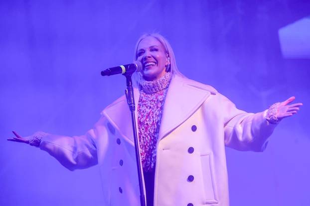Jelena Rozga u Sarajevu održala Novogodišnji koncert