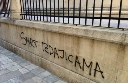 Grad je pun grafita: 'Srbe na vrbe', 'Stop ćirilici u Vukovaru'