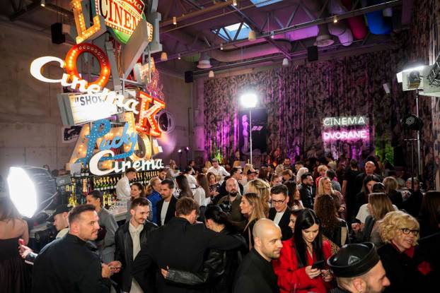 Ovako je bilo na premijeri 'Vrag nosi Pradu 2': Grubnić je nosio pletenice, Petko postao Priestly