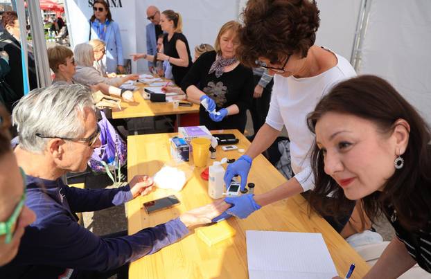 Zagreb: Obilježavanje Svjetskog dana zdravlja na Trgu bana Josipa Jelačića