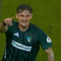 VIDEO Hrvat potpisao u podne, deset sati kasnije dao prvijenac